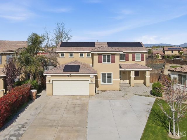 5406 Mensen dr, Bakersfield, CA 93313