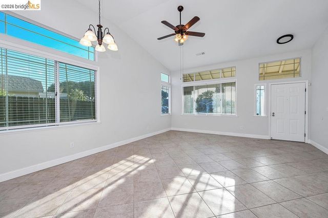 521 Soda Rock Pl, Oakley, CA 94561