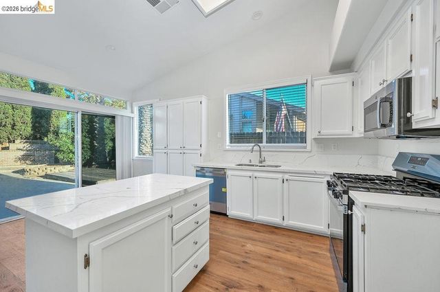 521 Soda Rock Pl, Oakley, CA 94561