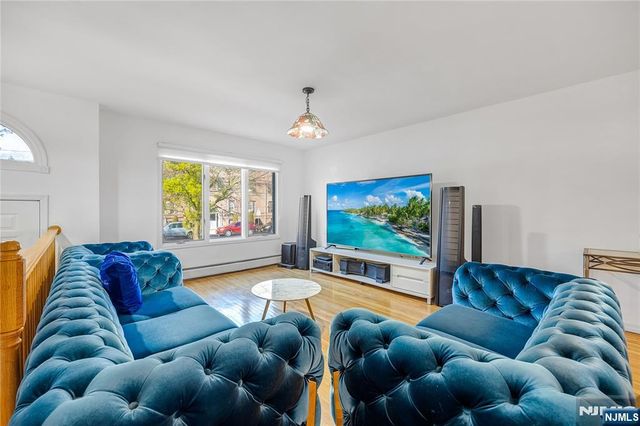 37 Palisades Boulevard B, Palisades Park, NJ 07650