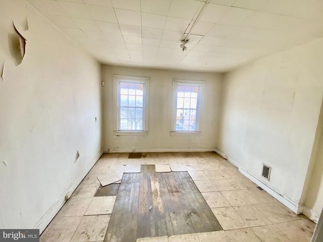 2946 GREENMOUNT AVE, Baltimore, MD 21218