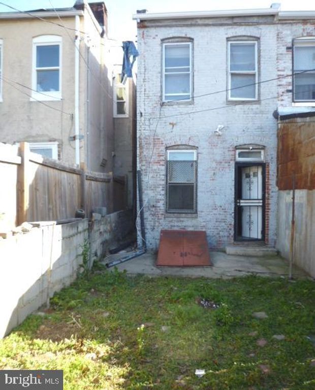 Image 24 of property listing at 2946 GREENMOUNT AVE, Baltimore, MD 21218