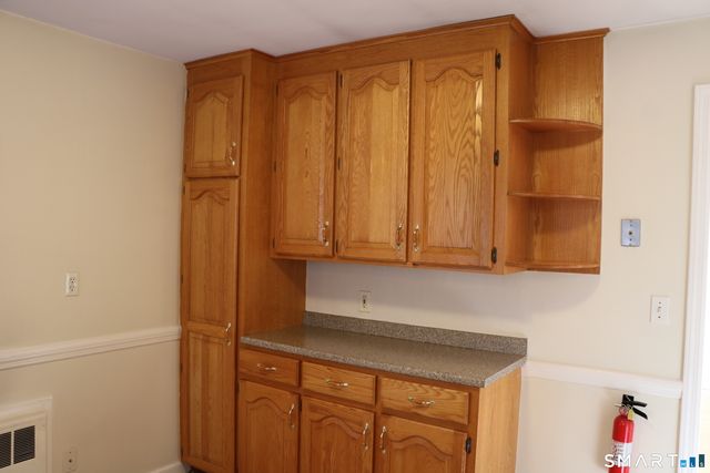 69 Rentell Road, Hamden, CT 06514