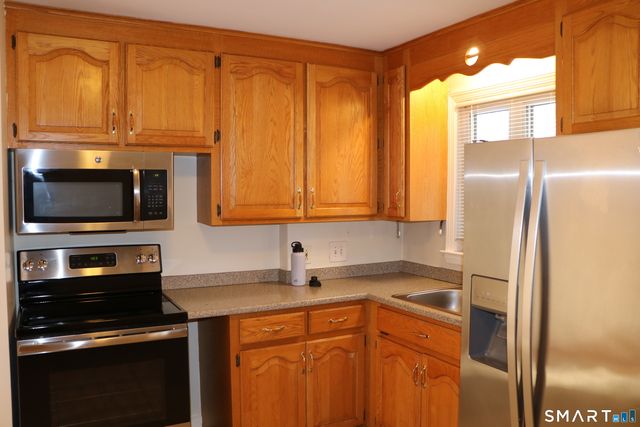 69 Rentell Road, Hamden, CT 06514