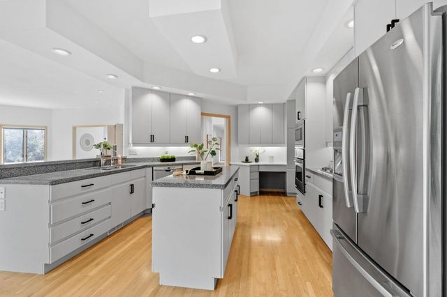 2065 Woodstone Court, Victoria, MN 55386