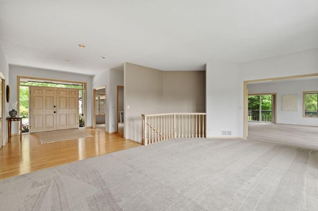 2065 Woodstone Court, Victoria, MN 55386