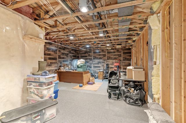 2065 Woodstone Court, Victoria, MN 55386
