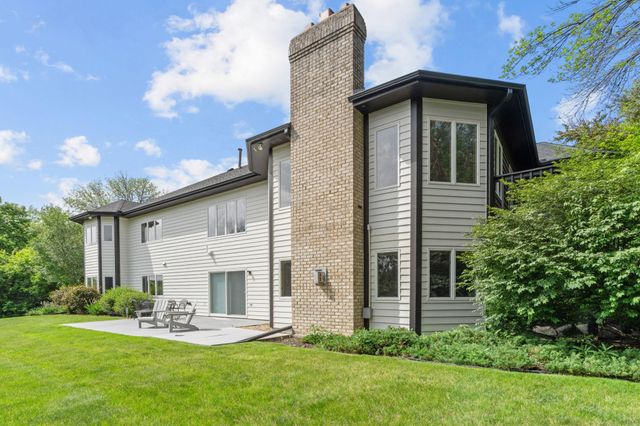 2065 Woodstone Court, Victoria, MN 55386