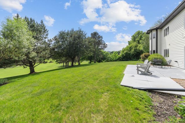 2065 Woodstone Court, Victoria, MN 55386