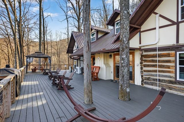 124 Mountain Mariah Road, Topton, NC 28781