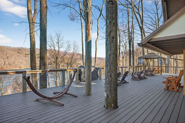 124 Mountain Mariah Road, Topton, NC 28781