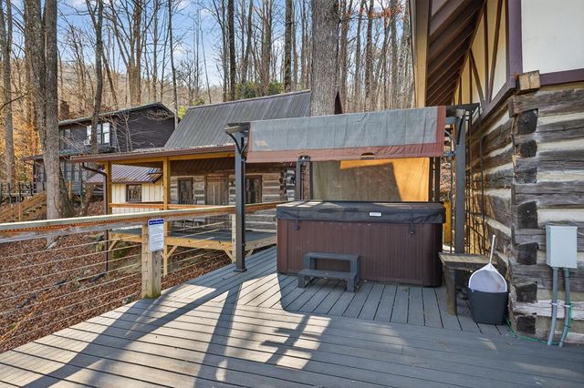 124 Mountain Mariah Road, Topton, NC 28781