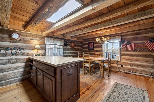 124 Mountain Mariah Road, Topton, NC 28781