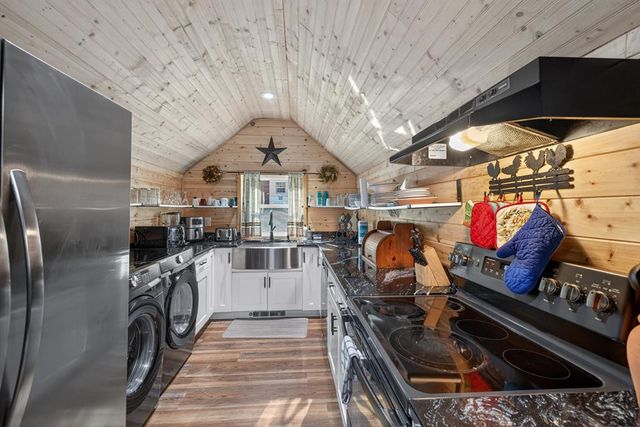 124 Mountain Mariah Road, Topton, NC 28781