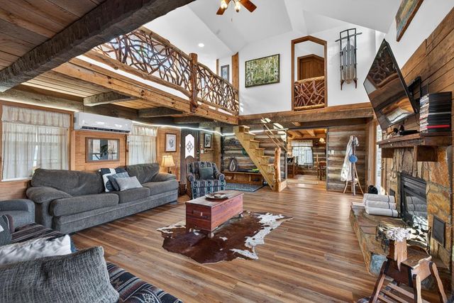 124 Mountain Mariah Road, Topton, NC 28781