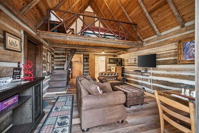 124 Mountain Mariah Road, Topton, NC 28781