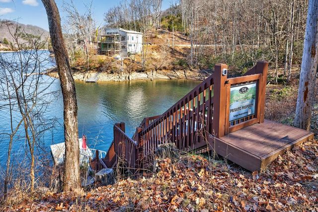 124 Mountain Mariah Road, Topton, NC 28781