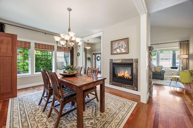 210 Bellerive Drive, Eagle Point, OR 97524