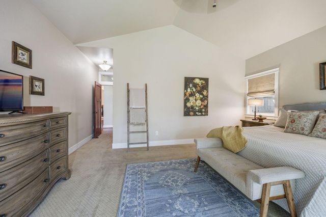 210 Bellerive Drive, Eagle Point, OR 97524