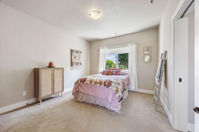 210 Bellerive Drive, Eagle Point, OR 97524