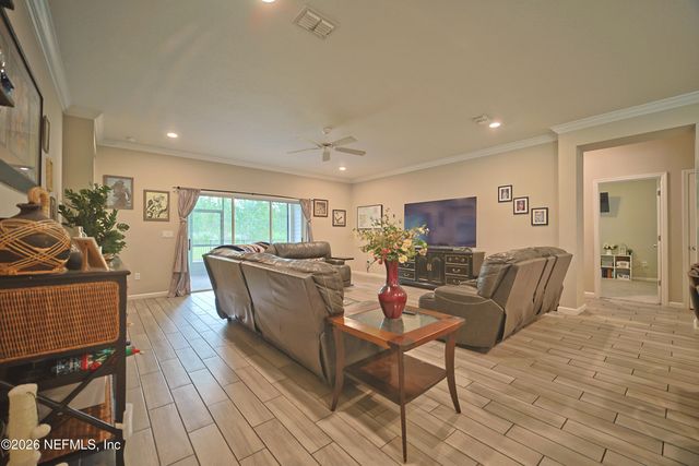 7026 LONGLEAF BRANCH Drive, Jacksonville, FL 32222