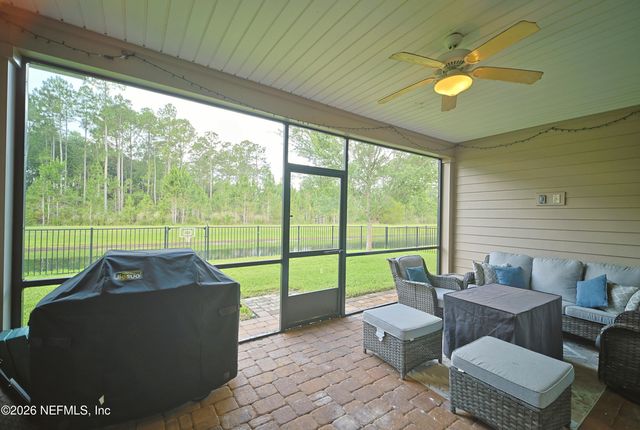 7026 LONGLEAF BRANCH Drive, Jacksonville, FL 32222
