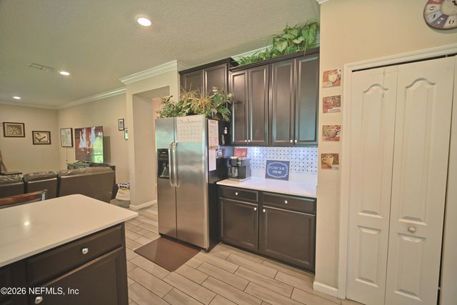 7026 LONGLEAF BRANCH Drive, Jacksonville, FL 32222