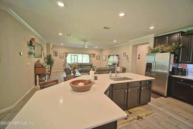7026 LONGLEAF BRANCH Drive, Jacksonville, FL 32222