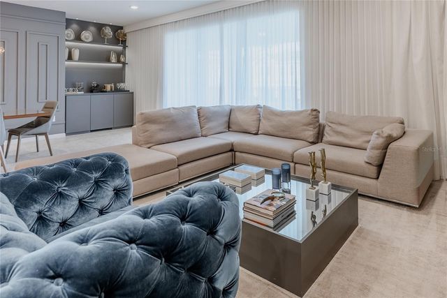 2126 LELANI CIRCLE, Davenport, FL 33897