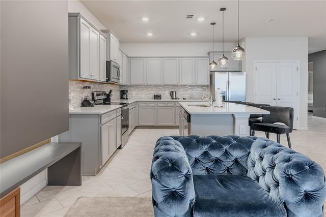 2126 LELANI CIRCLE, Davenport, FL 33897