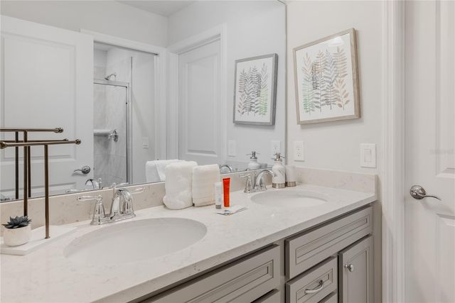 2126 LELANI CIRCLE, Davenport, FL 33897