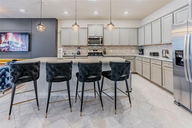 2126 LELANI CIRCLE, Davenport, FL 33897