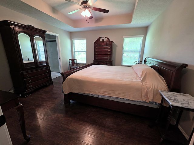 1392 S Acorn Avenue, Republic, MO 65738