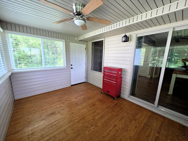 1392 S Acorn Avenue, Republic, MO 65738