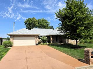 1392 S Acorn Avenue, Republic, MO 65738