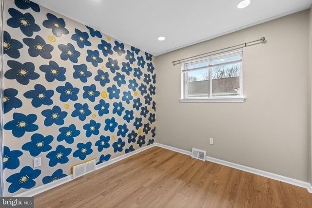 205 W RODGERS ST, Ridley Park, PA 19078