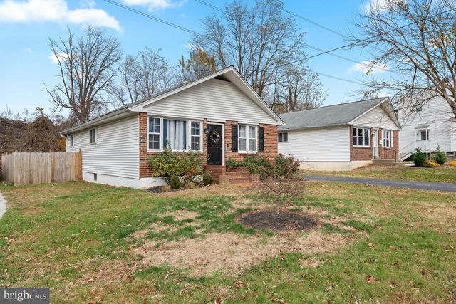 205 W RODGERS ST, Ridley Park, PA 19078