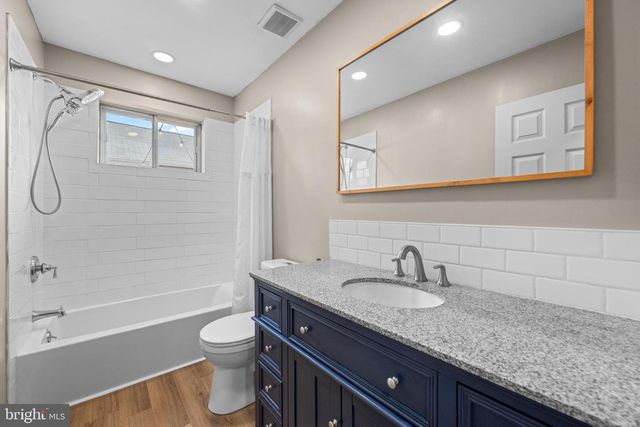 205 W RODGERS ST, Ridley Park, PA 19078