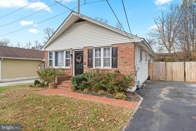 205 W RODGERS ST, Ridley Park, PA 19078
