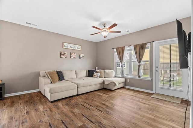 207 Heritage Drive, Calhoun, GA 30701