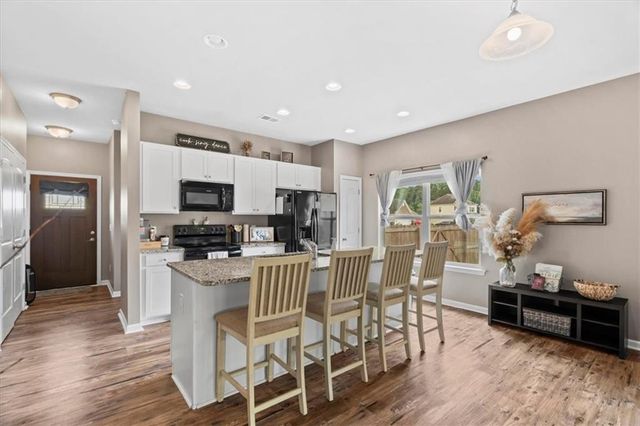 207 Heritage Drive, Calhoun, GA 30701