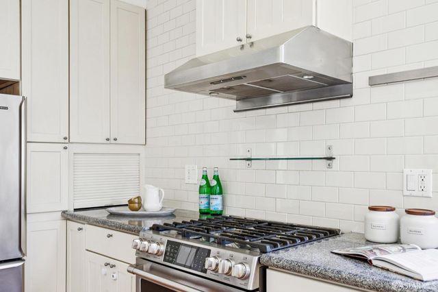 541 Lisbon Street, San Francisco, CA 94112