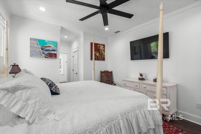 5496 Bay la Launch Avenue, Orange Beach, AL 36561