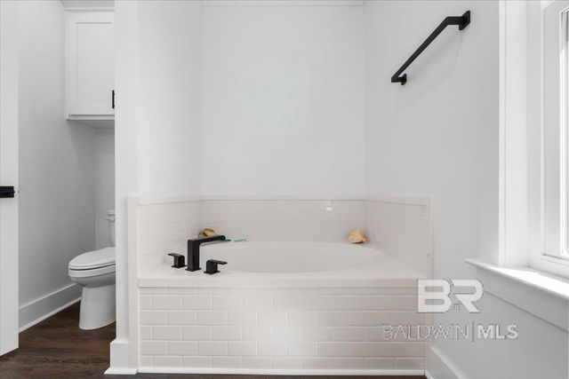 5496 Bay la Launch Avenue, Orange Beach, AL 36561