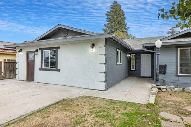 610 S U Street, Tulare, CA 93274