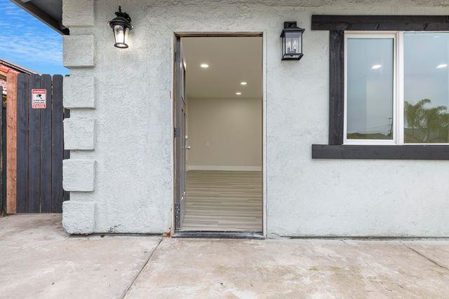 610 S U Street, Tulare, CA 93274