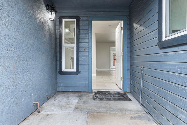 610 S U Street, Tulare, CA 93274