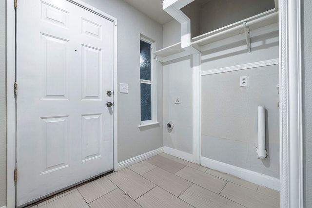 610 S U Street, Tulare, CA 93274