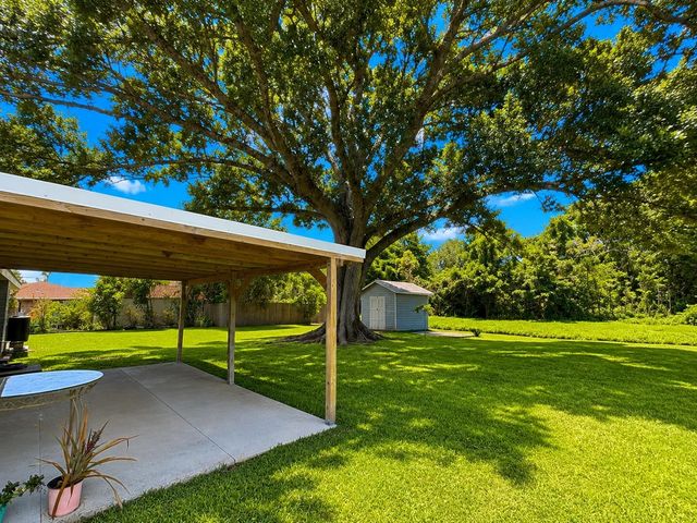 320 Ozia Skyline Drive, Houma, LA 70364