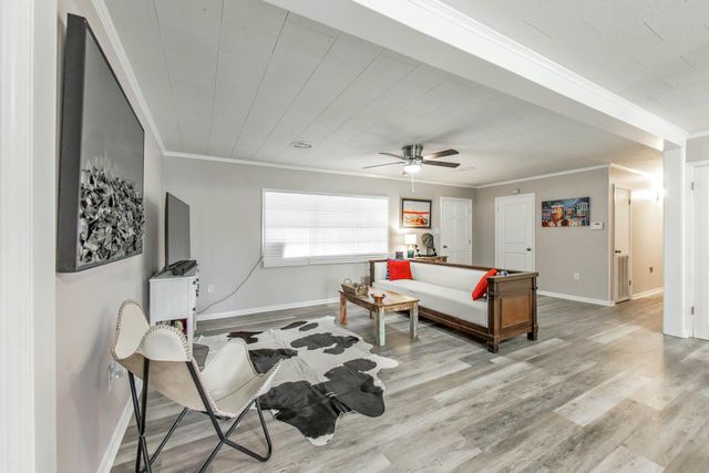 320 Ozia Skyline Drive, Houma, LA 70364